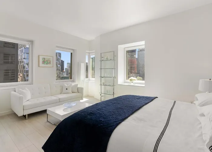 Penthouse 5Min To Top Of The Rock, City Views, Ac